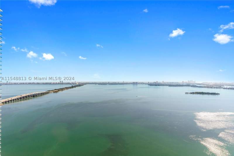 1 bedroom Condominium at 480 NE 31st St 2202, Gran Paraiso Condo, Miami — photo 2
