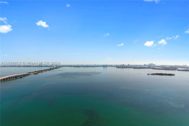 1 bedroom Condominium at 480 NE 31st St 2202, Gran Paraiso Condo, Miami — photo 3
