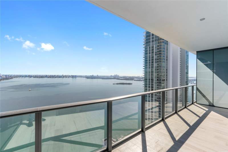 1 bedroom Condominium at 480 NE 31st St 2202, Gran Paraiso Condo, Miami — photo 4