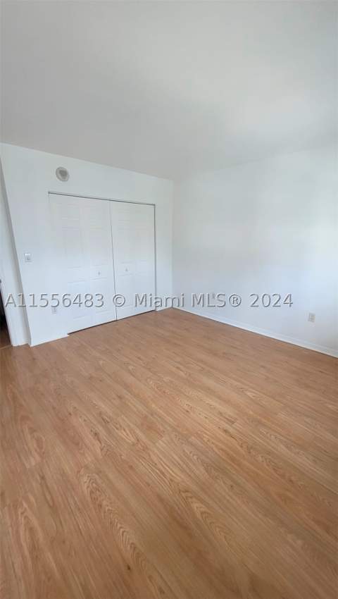 1155 Brickell Bay Dr 2805, Miami FL - photo 6 of 7