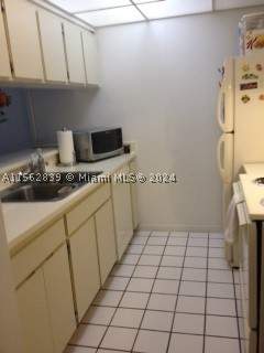 2 bedroom Condominium at 8160 Geneva Ct 206, Las Vistas At Doral Condo, Doral — photo 2