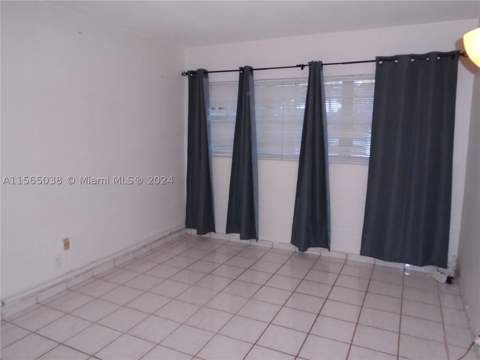 1450 NE 170th St 102, North Miami Beach FL - photo 14 of 15