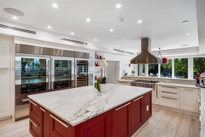7 bedroom SingleFamilyResidence at 6320 Allison Rd, Indian Creek Sub, Miami Beach — photo 4