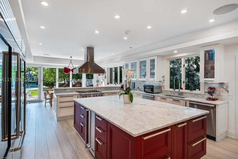 7 bedroom SingleFamilyResidence at 6320 Allison Rd, Indian Creek Sub, Miami Beach — photo 5
