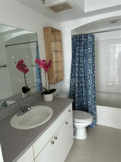 9201 Collins Ave 524, Surfside FL - photo 18 of 20