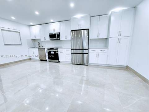 11930 NE 19th Dr 3, North Miami FL - photo 14 of 44