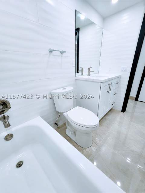 11930 NE 19th Dr 3, North Miami FL - photo 21 of 44