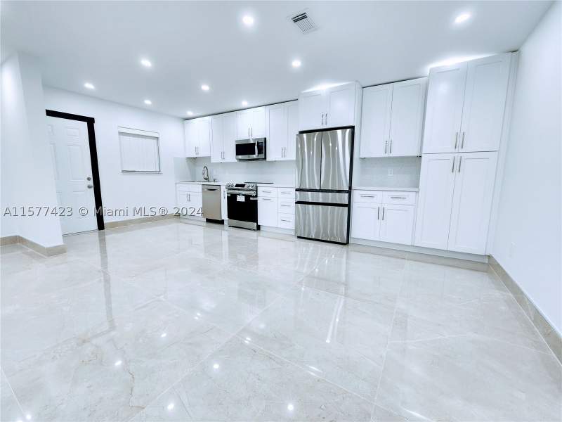 2 bedroom Condominium at 11930 NE 19th Dr 3, Sans Souci Condo, North Miami — photo 3