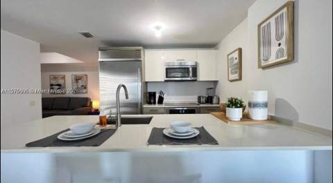 1300 Brickell Bay Dr 3400, Miami FL - photo 14 of 36