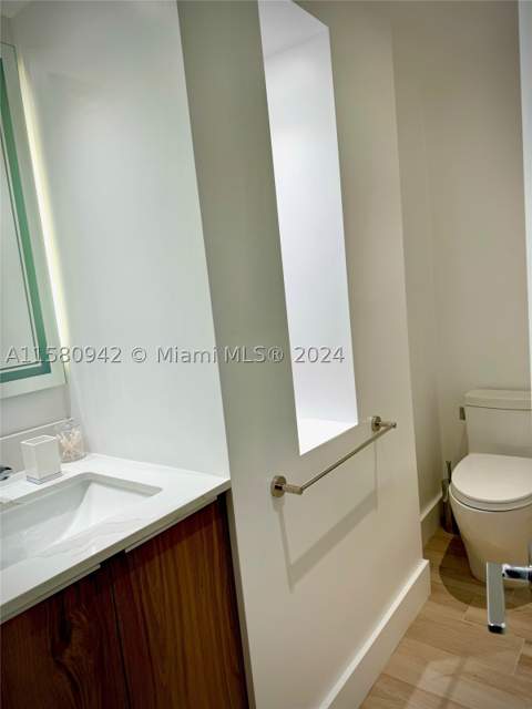 2301 Collins Ave 837, Miami Beach FL - photo 18 of 37