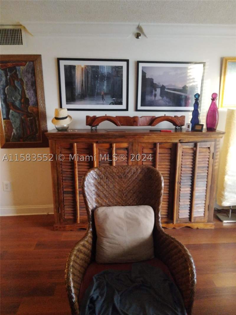 2 bedroom Condominium at 911 Ponce De Leon Blvd 904, Gables Park Tower Condo, Coral Gables — photo 4