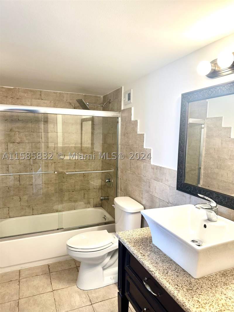 1 bedroom Condominium at 1301 NE Miami Gardens Dr 521 W, Buckley towers condo, Miami — photo 3