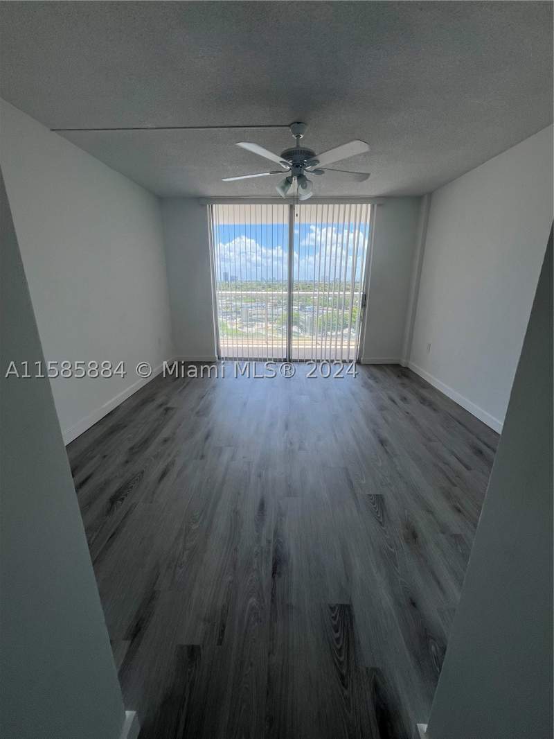 1 bedroom Condominium at 1351 NE Miami Gardens Dr 1121E, Buckley Towers Condo - We, Miami — photo 4