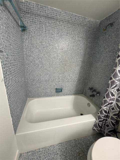 1351 NE Miami Gardens Dr 1121E, Miami FL - photo 7 of 15