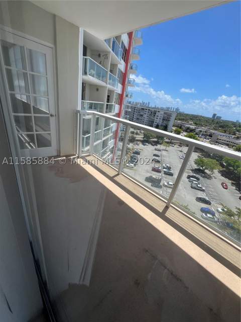 1351 NE Miami Gardens Dr 1121E, Miami FL - photo 9 of 15