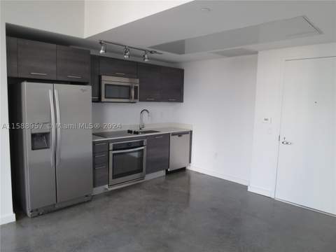 151 SE 1 St 1704, Miami FL - photo 6 of 12