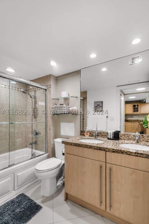 2301 Collins Ave 325, Miami Beach FL - photo 21 of 41
