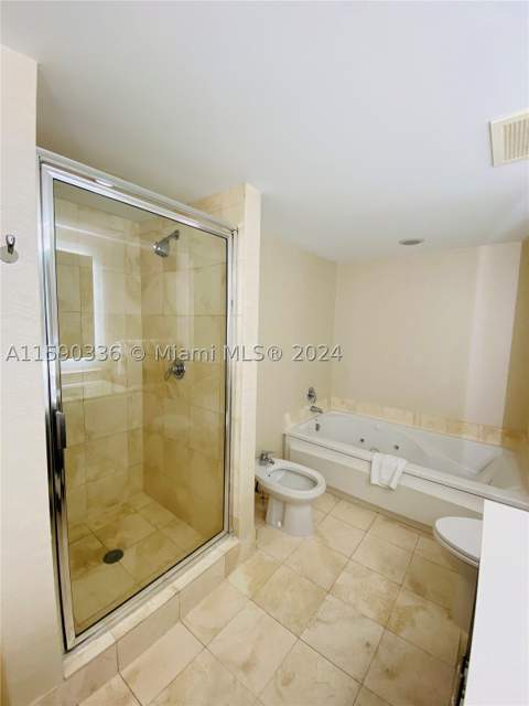 17375 Collins Ave 705, Sunny Isles Beach FL - photo 13 of 20