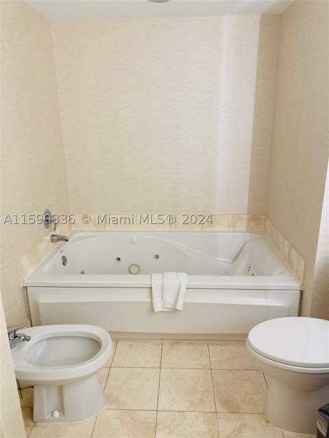 17375 Collins Ave 705, Sunny Isles Beach FL - photo 14 of 20