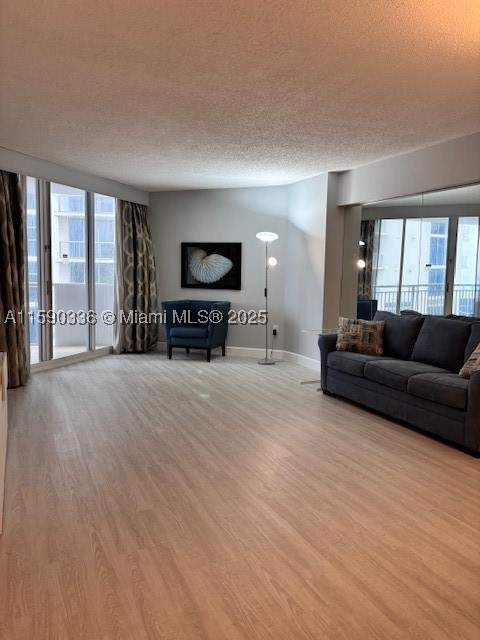17375 Collins Ave 705, Sunny Isles Beach FL - photo 7 of 20