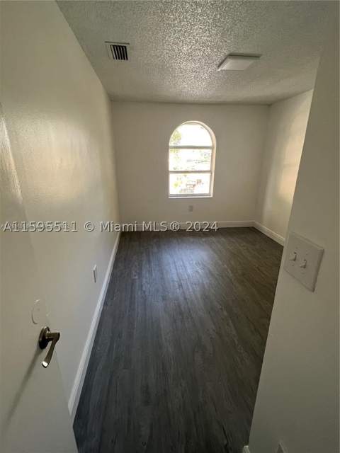 2050 SW 122nd Ave 22, Miami FL - photo 14 of 24