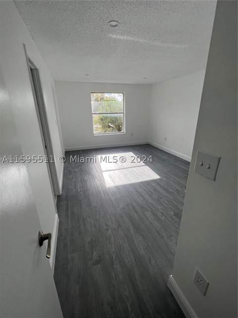2050 SW 122nd Ave 22, Miami FL - photo 19 of 24