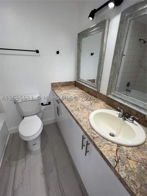 2050 SW 122nd Ave 22, Miami FL - photo 23 of 24