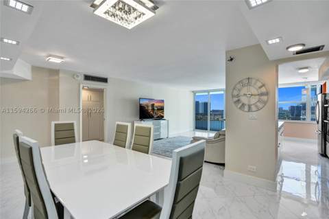 301 174th St 1701, Sunny Isles Beach FL - photo 16 of 58