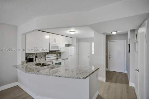 1770 NE 191st St 716-1, Miami FL - photo 16 of 51