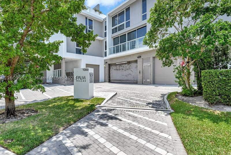 4 bedroom Townhouse at 1000 99th St 14, Bay Harbor Island, Bay Harbor Islands — photo 4