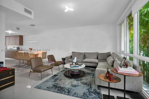 1000 99th St 14, Bay Harbor Islands FL - photo 8 of 22
