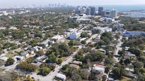 3373 Thomas Ave, Miami FL - photo 12 of 19