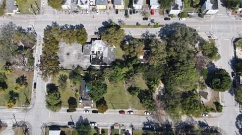 3373 Thomas Ave, Miami FL - photo 16 of 19
