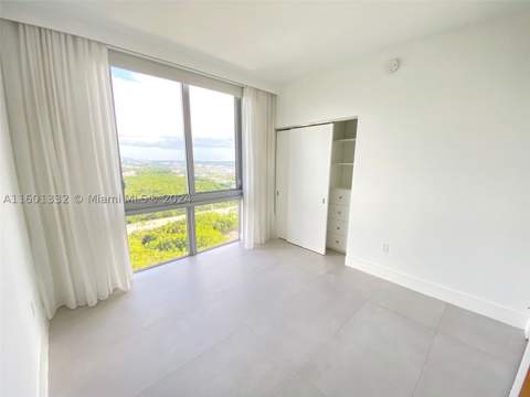 16385 Biscayne Blvd 2421, North Miami Beach FL - photo 17 of 40