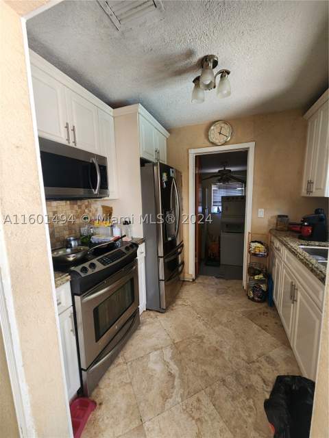 13365 NW 12th Ave, North Miami FL - photo 10 of 22