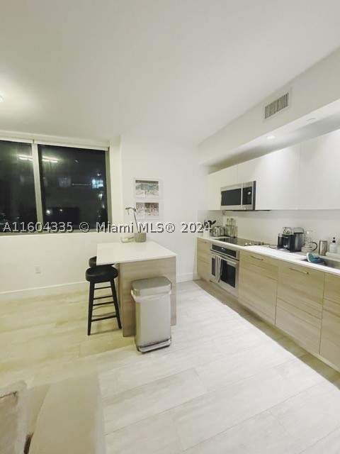 2 bedroom Condominium at 121 NE 34th St 1409, 3401 Midtown Condo, Miami — photo 3