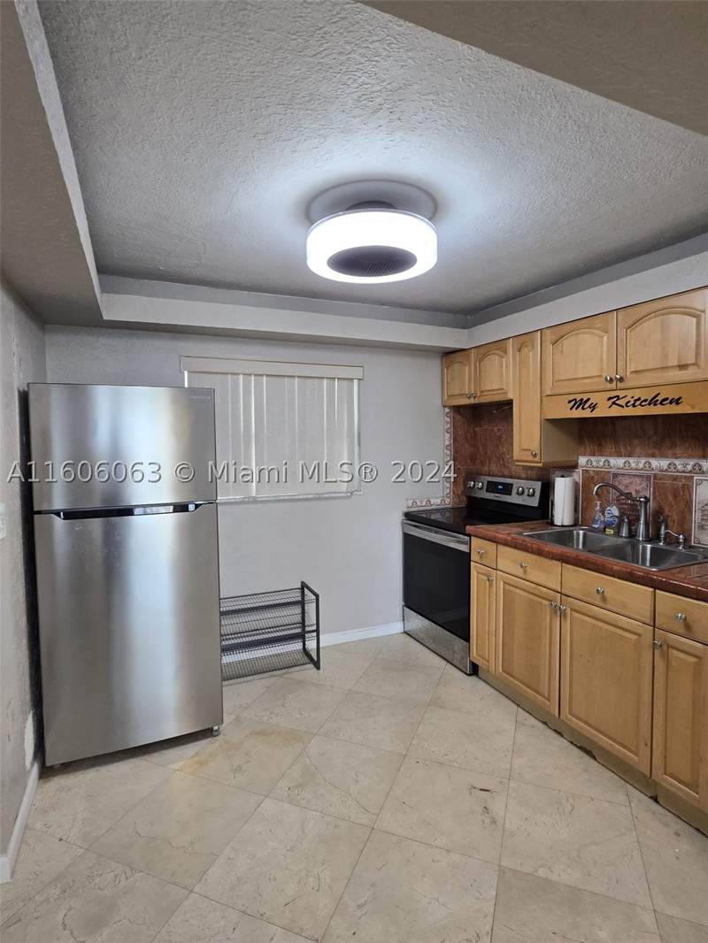 2 bedroom Condominium at 4000 NE 170th St 604, Eden Point North Condo, North Miami Beach — photo 5