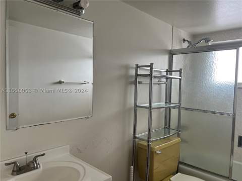4000 NE 170th St 604, North Miami Beach FL - photo 9 of 22