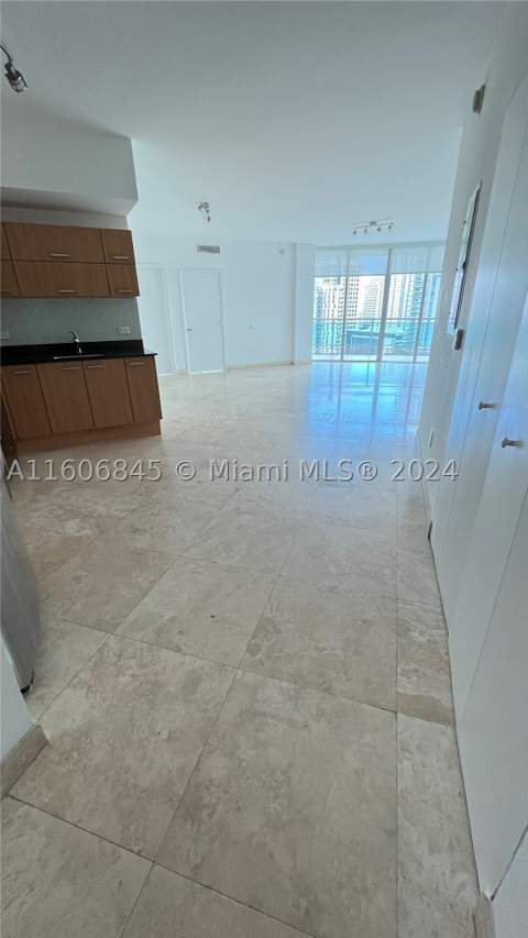 350 S Miami Ave 2302, Miami FL - photo 15 of 32