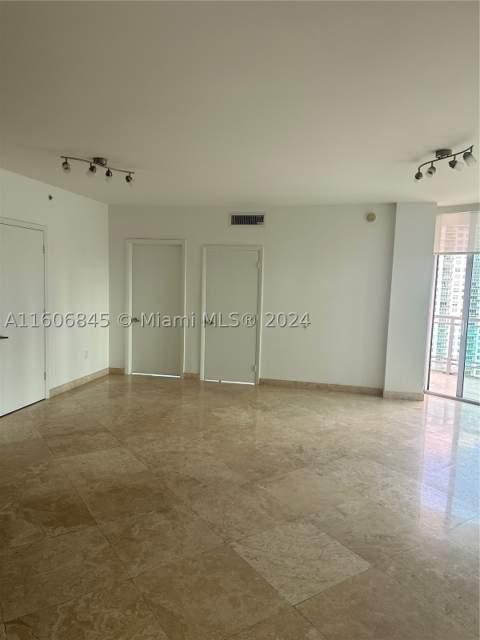 350 S Miami Ave 2302, Miami FL - photo 20 of 32
