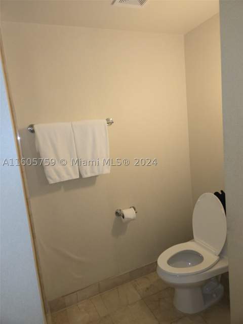 18001 Collins Ave 601, Sunny Isles Beach FL - photo 14 of 19