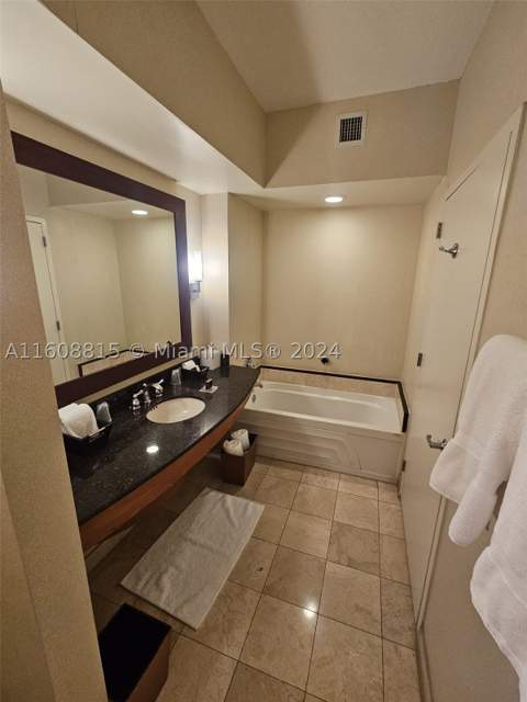 18001 Collins Ave 2112, Sunny Isles Beach FL - photo 10 of 11