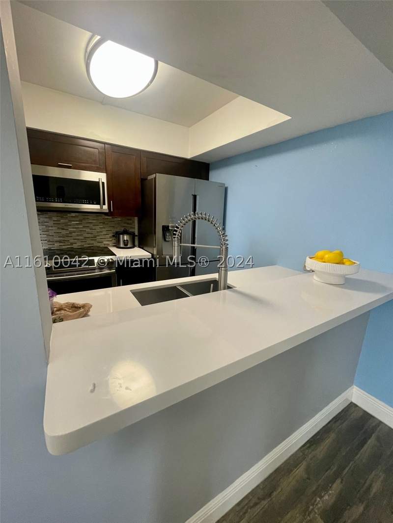 2 bedroom Condominium at 11800 SW 18th St 131-4, International Park Condo, Miami — photo 4
