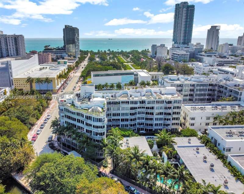 1 bedroom Condominium at 2155 Washington Ct 206, Artepark North Condo, Miami Beach — photo 2
