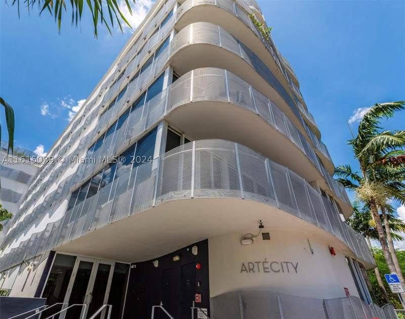 1 bedroom Condominium at 2155 Washington Ct 206, Artepark North Condo, Miami Beach — photo 4