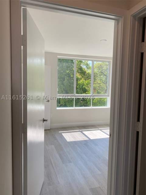 2505 NE 193rd St 4207, Miami FL - photo 12 of 14