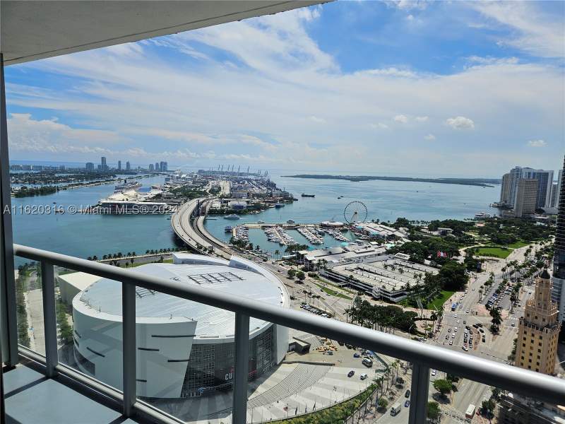 2 bedroom Condominium at 888 Biscayne Blvd 2701, Marinablue Condo, Miami — photo 3