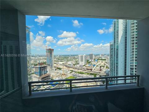 888 Biscayne Blvd 2701, Miami FL - photo 7 of 37