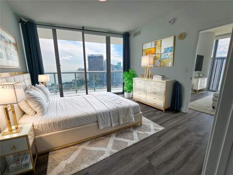 888 Biscayne Blvd 2701, Miami FL - photo 9 of 37