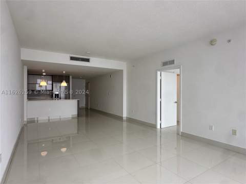 600 NE 27th St 2302, Miami FL - photo 11 of 33